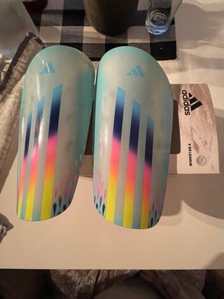 Espinilleras de futbol adidas