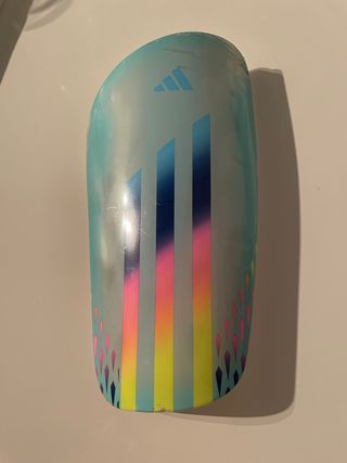 Espinilleras de futbol adidas