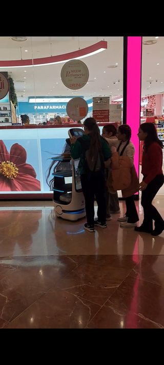 Robot CAMARERO ( SENA T10)