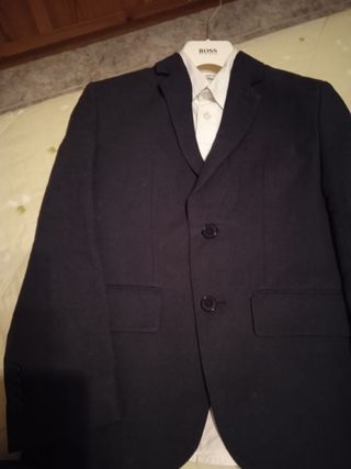 Traje Hugo Boss lino niño azul marino 