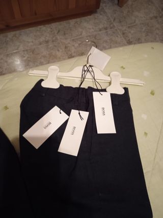 Traje Hugo Boss lino niño azul marino 
