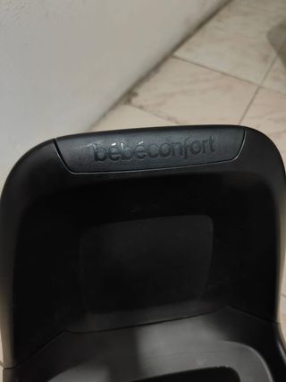 Maxi Cosi más base Isofix para coche