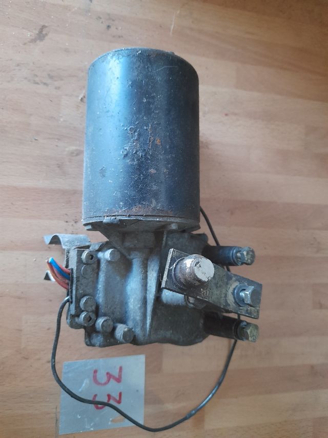 Bmw e28 motor limpia