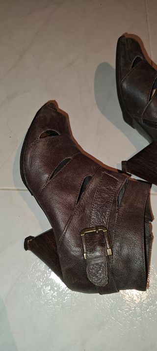 Sandalias