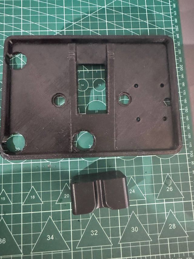 Yamaha Tenere 700 soporte pantalla world raid