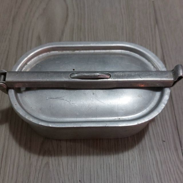 Porta siringhe e sterilizzatore vintage