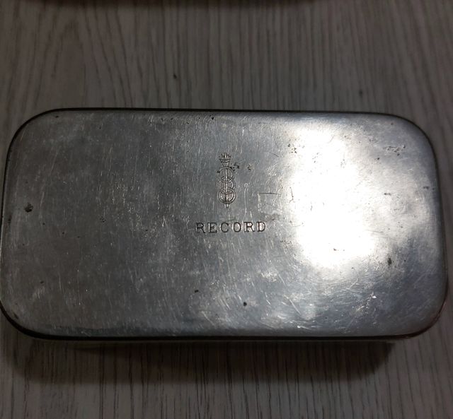 Porta siringhe e sterilizzatore vintage