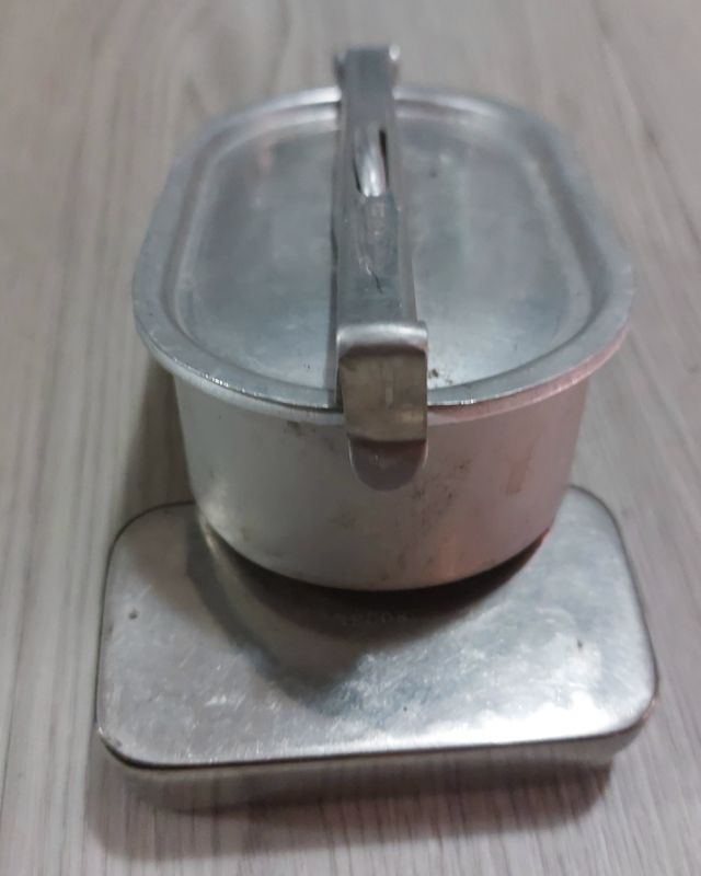 Porta siringhe e sterilizzatore vintage