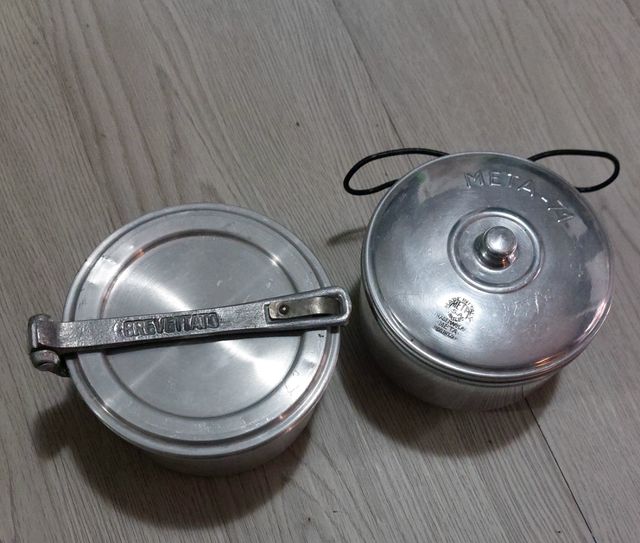 Gavetta militaria e fornelletto da campo