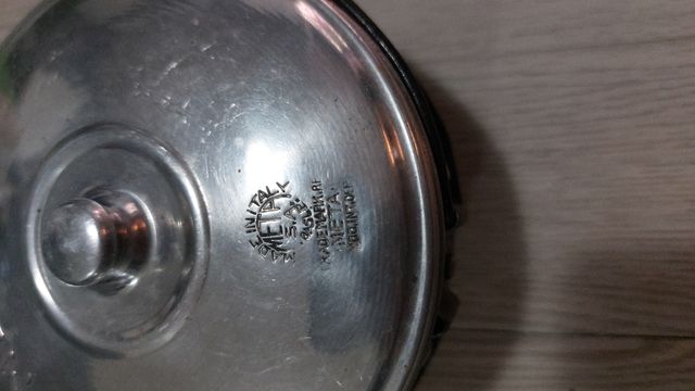 Gavetta militaria e fornelletto da campo