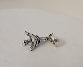 Charm Colgante Torre Eiffel.