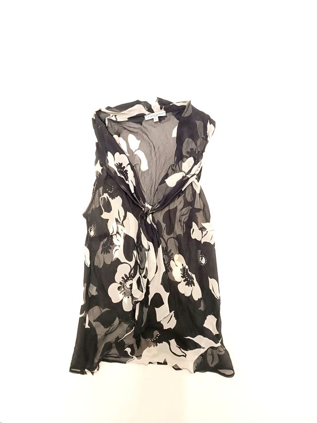 Top donna in seta, design floreale, bianco e nero