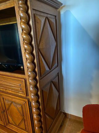 Mueble tv o estanteria hecho a mano por ebanista