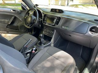 Volkswagen Beetle 2013