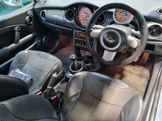 Despiece completo de mini cooper r52 cabrio
