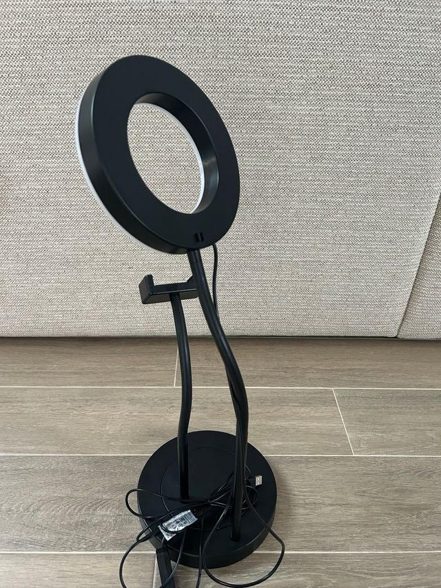 Anillo luminosos led y soporte telefono