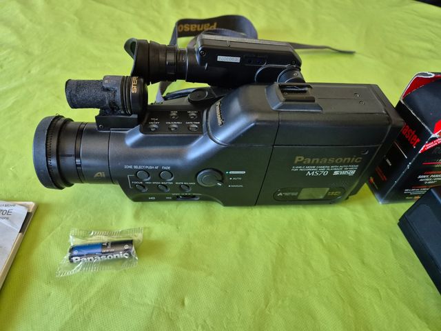 Cámara Panasonic MS70