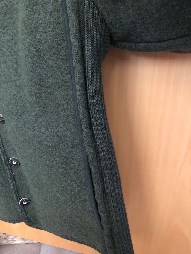 Chaqueta de lana virgen