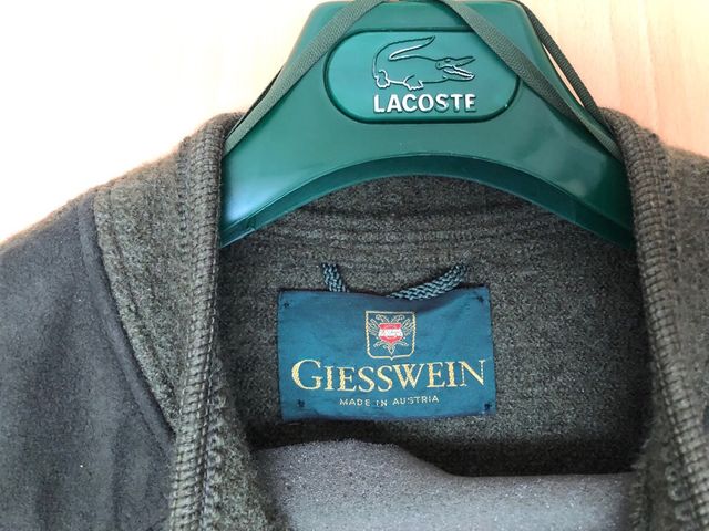 Chaqueta de lana virgen