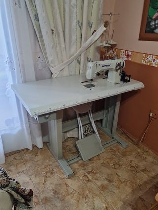 Máquina de coser