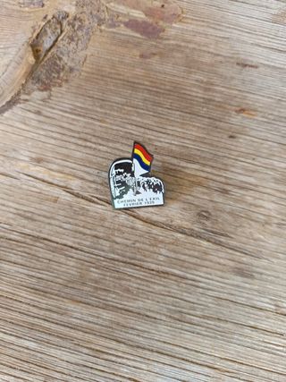 Insignia o pin chemin de l’exil 1939