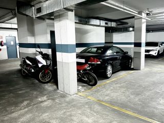 Garaje (Coche+2 motos) + Trastero