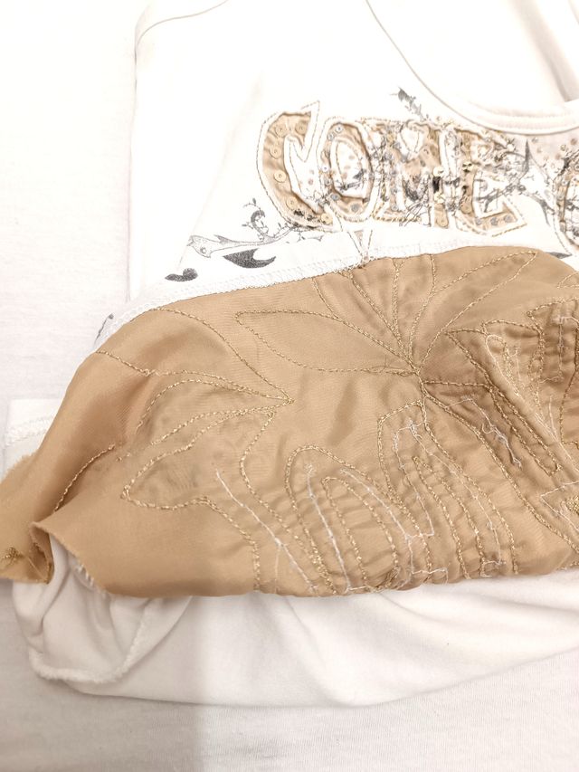 Tank top/canotta bianca con disegno Y2K per donna