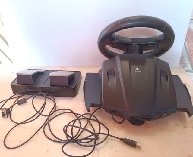 Volante com pedais PC