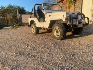 Mahindra Jeep 1987