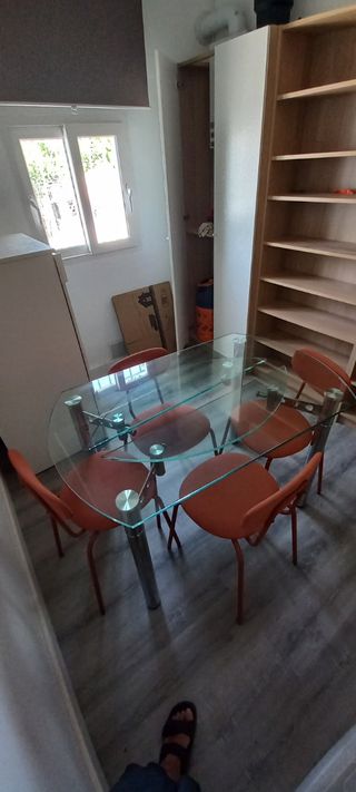 Mesa de cristal abatible + 4 sillas