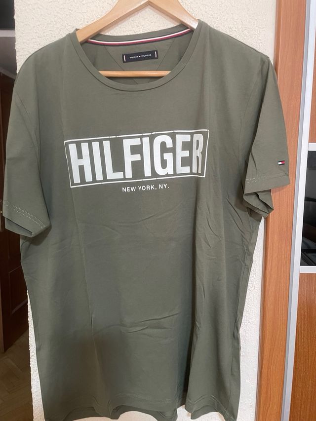 Camisetas Hillfiger verde / EL GANSO blanca