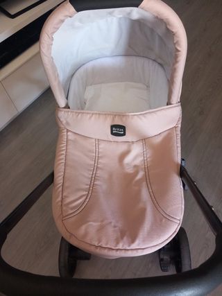 Silla de paseo, capazo y silla de coche