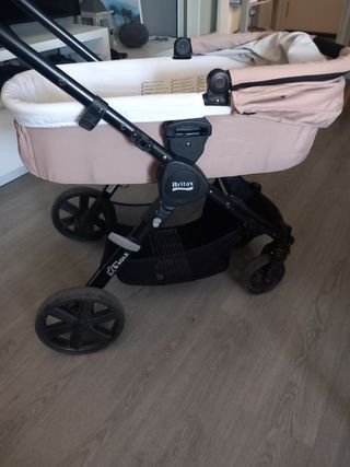 Silla de paseo, capazo y silla de coche