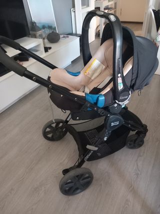 Silla de paseo, capazo y silla de coche