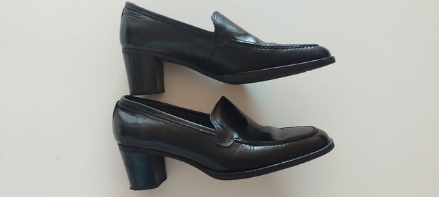 Zapato mocasin de piel con tacón 5cm