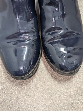 Botines acharolados 
