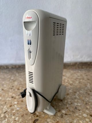Radiador portátil eléctrico de 4 líneas Ufesa