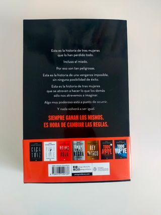Libro novela policiaca