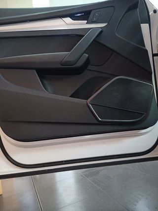Audi luz led Original con logo Quattro 