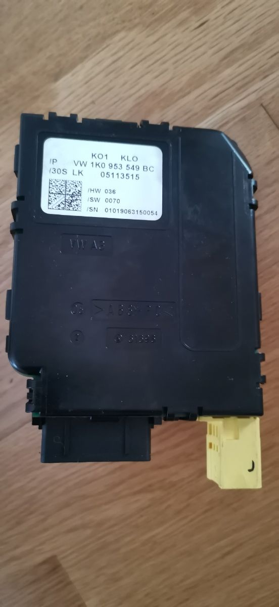 Centralita dirección volkswagen golf V