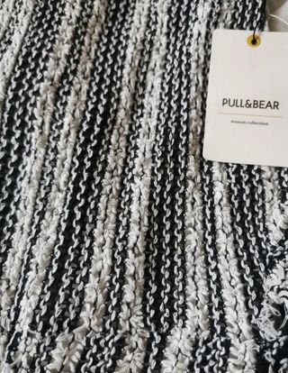 Mono crochet. Con etiqueta