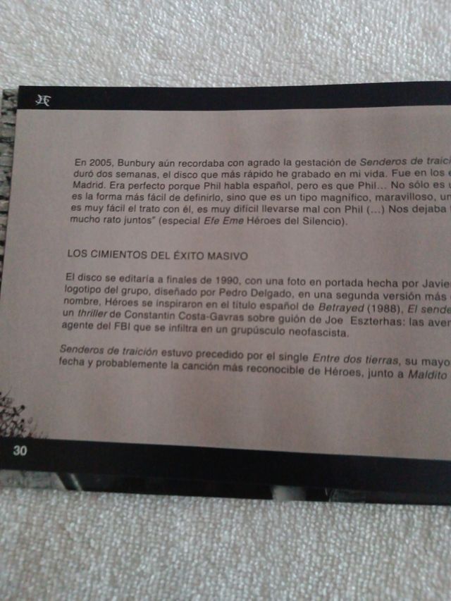 Héroes del silencio Vol.1 El país