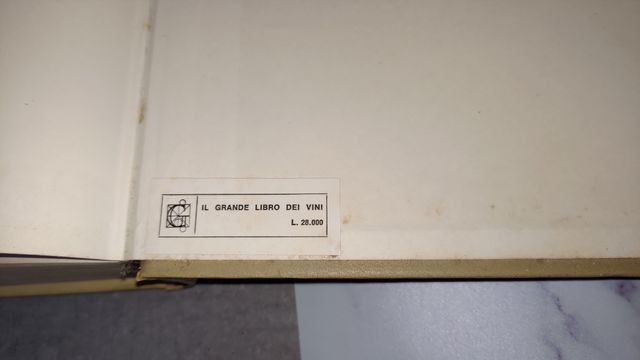 Libro il grande libro dei vini