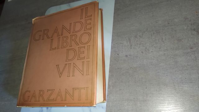 Libro il grande libro dei vini
