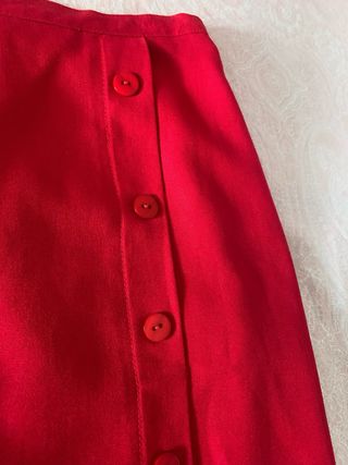 Falda roja Talla M