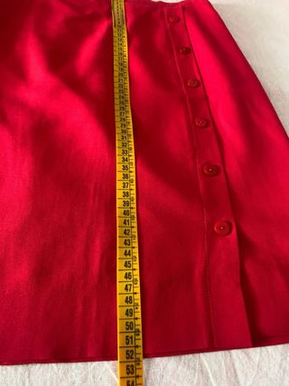 Falda roja Talla M