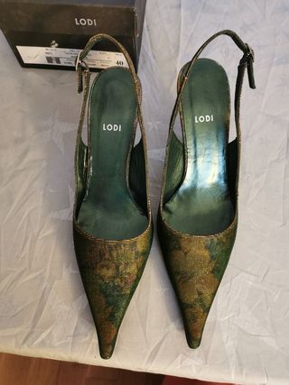Zapatos de tacón medio sin talón