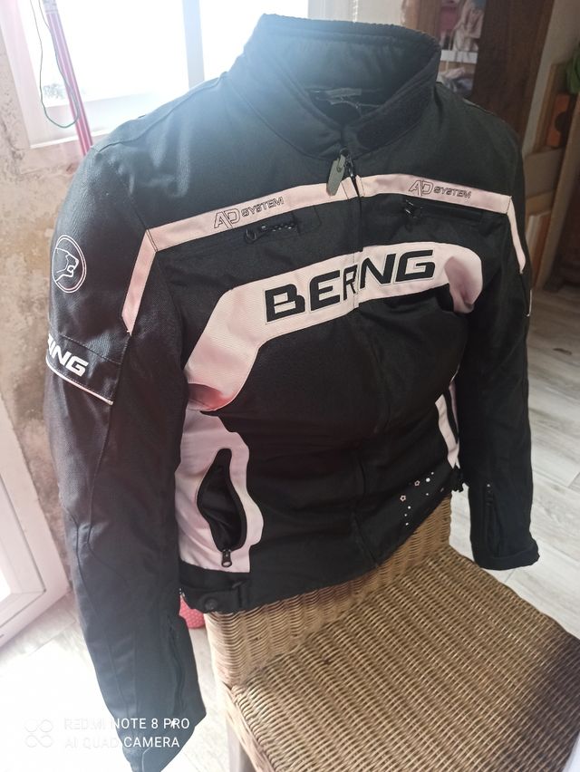 Chaqueta de moto de mujer