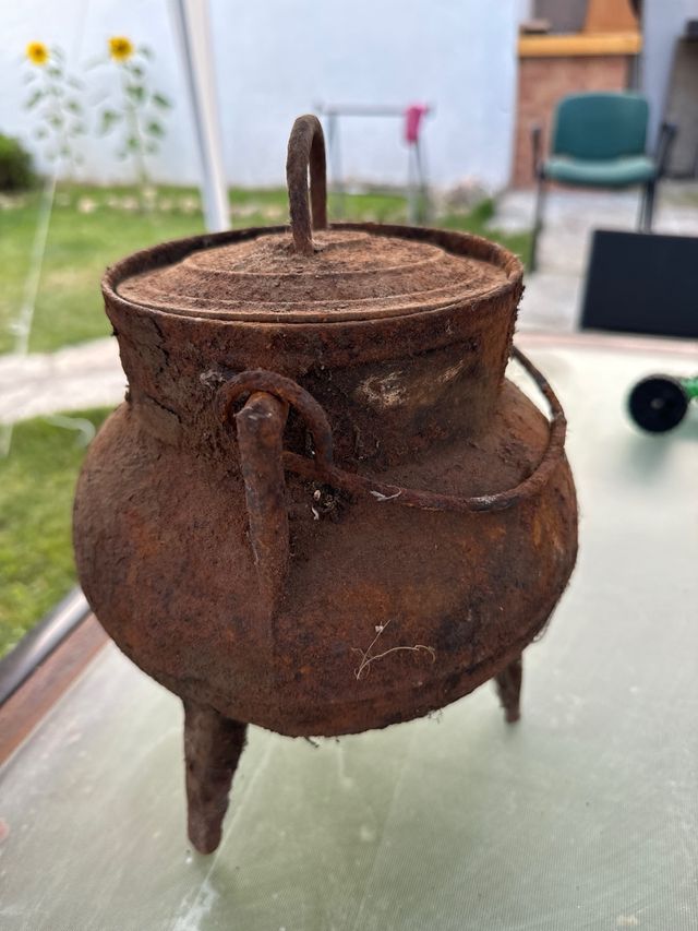 Olla antigua de pote gallega / ferroviaria