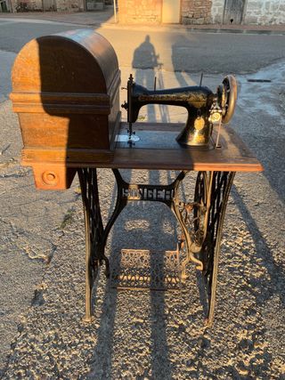 Maquina coser singer